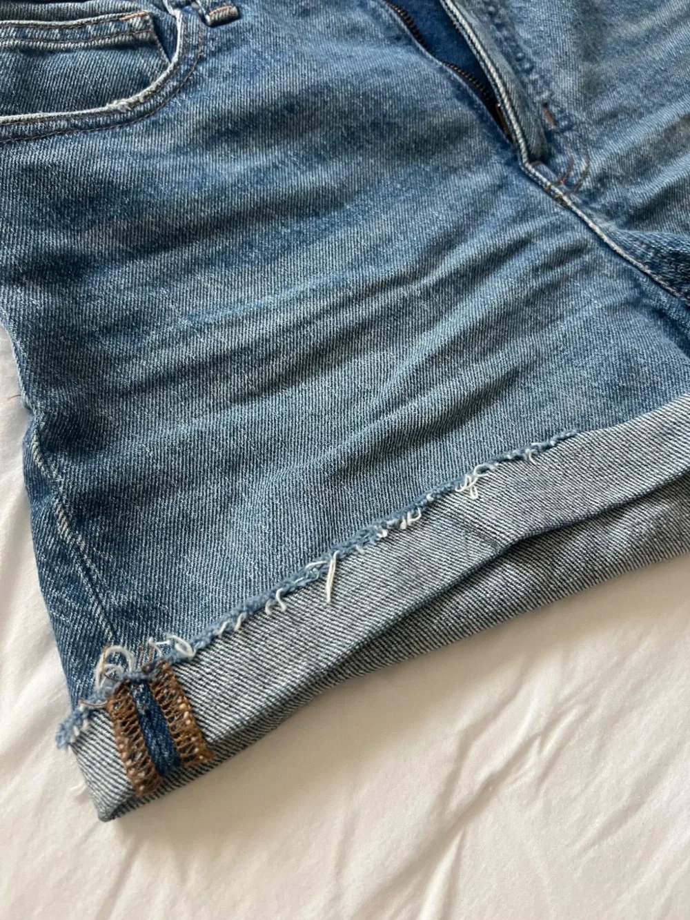 Madewell High-Rise Denim Shorts Size 25 Cuffed Distressed Blue